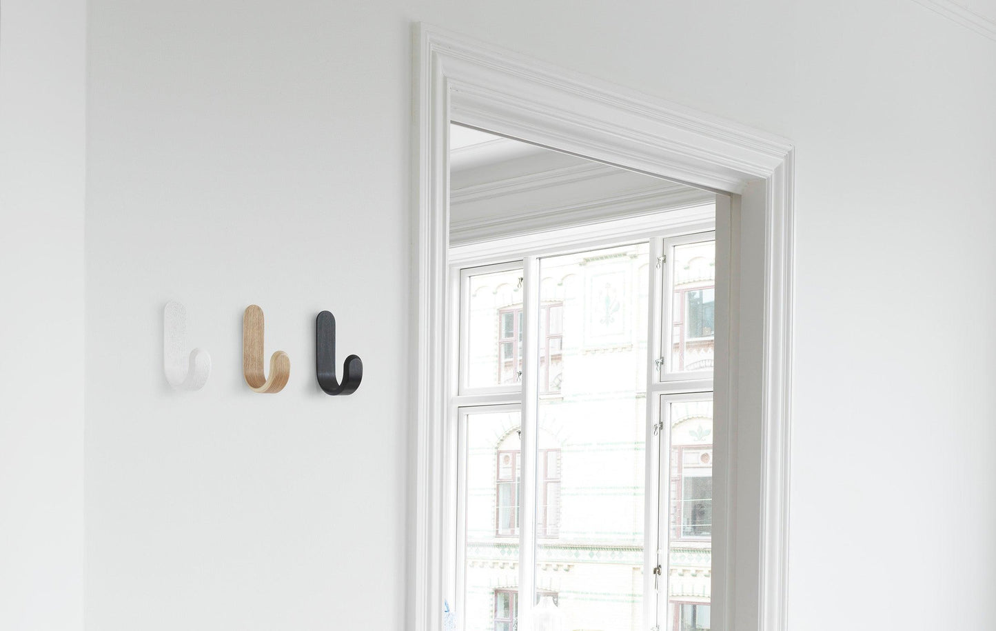 Curve Hook - M DEGREE STORE
