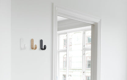 Curve Hook - M DEGREE STORE